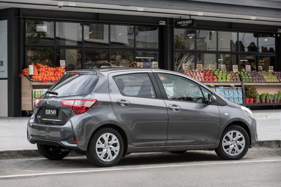  Toyota Yaris SX 2017 года  (AU) (фото 2 из 4)